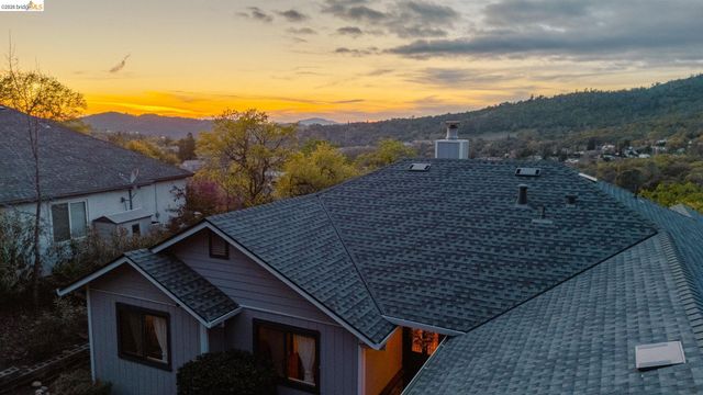 13207 Sylva Ln, Sonora, CA 95370
