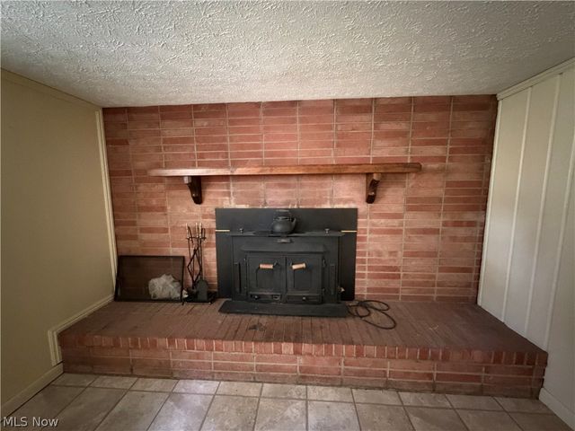 3 Woodland Drive, Vienna, WV 26105