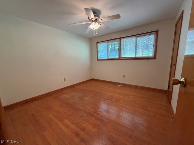 3 Woodland Drive, Vienna, WV 26105