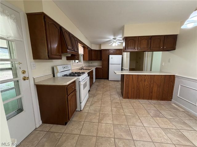 3 Woodland Drive, Vienna, WV 26105