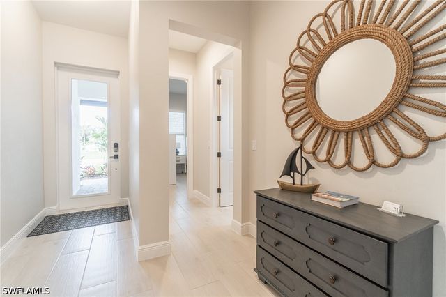 822 105th AVE N, Naples, FL 34108