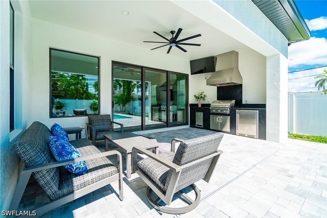 822 105th AVE N, Naples, FL 34108