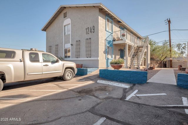 1249 W PIERCE Street, Phoenix, AZ 85007