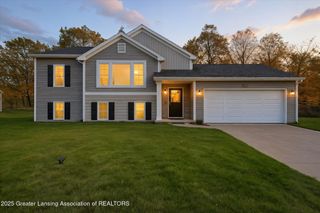 7757 Taragreen Drive, Lansing, MI 48917