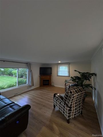 3265 Chambourne Street, Commerce Twp, MI 48382