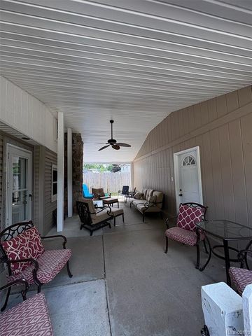3265 Chambourne Street, Commerce Twp, MI 48382