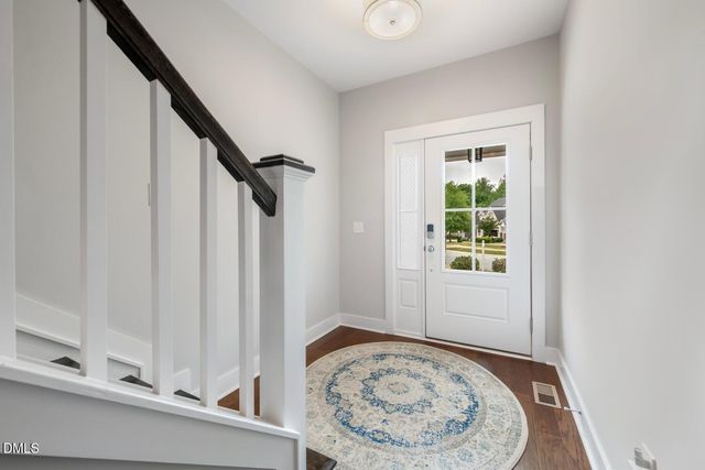 428 Skybluff Circle, Fuquay Varina, NC 27526
