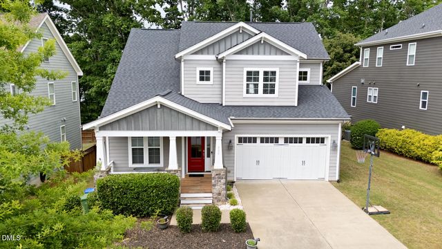 428 Skybluff Circle, Fuquay Varina, NC 27526