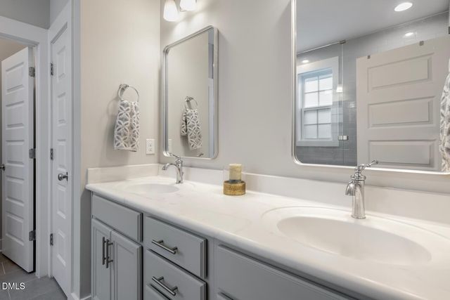 428 Skybluff Circle, Fuquay Varina, NC 27526