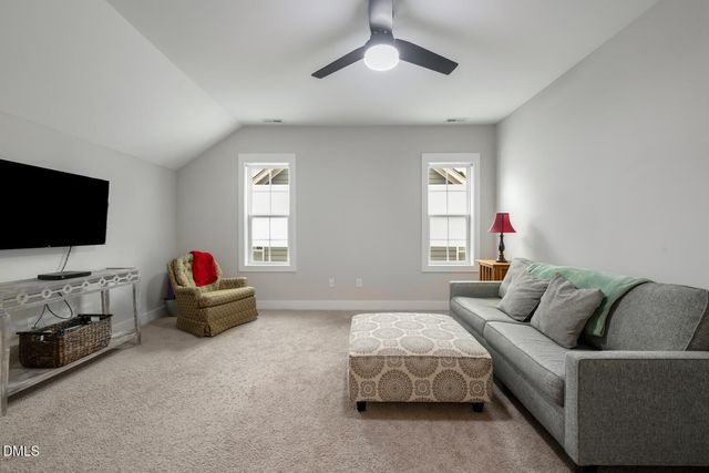 428 Skybluff Circle, Fuquay Varina, NC 27526
