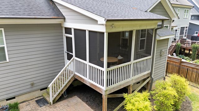 428 Skybluff Circle, Fuquay Varina, NC 27526
