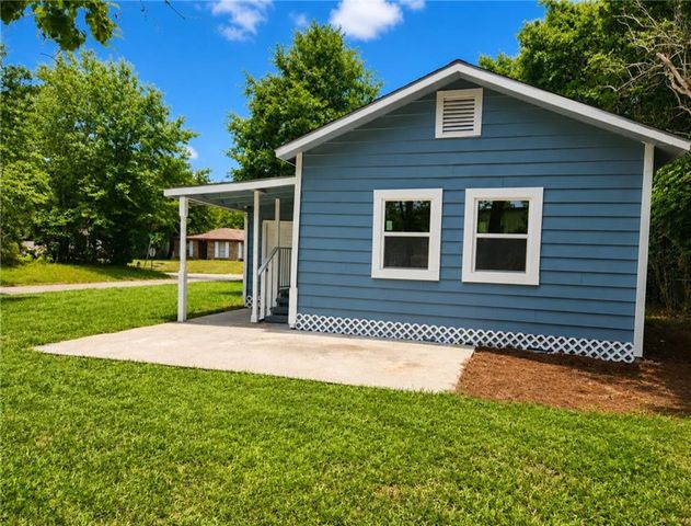 300 3rd Avenue, Chickasaw, AL 36611