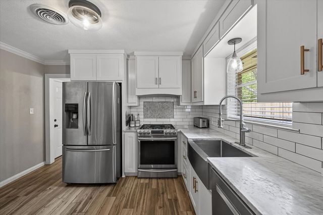 4405 Westlake Drive, Fort Worth, TX 76109