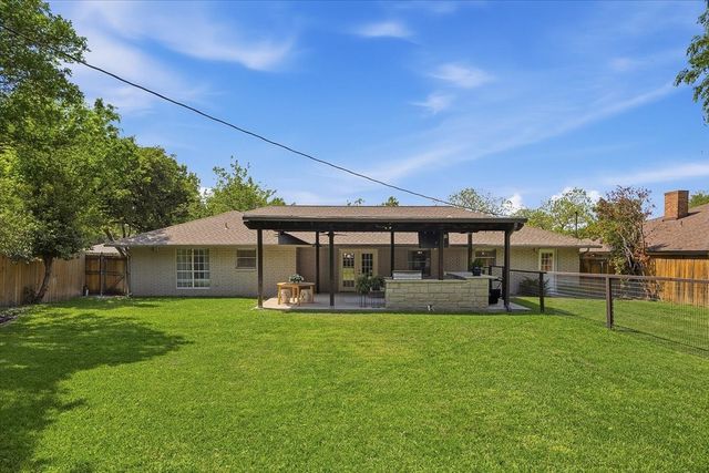4405 Westlake Drive, Fort Worth, TX 76109