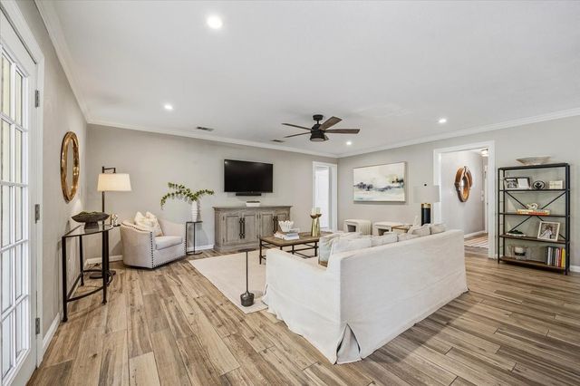 4405 Westlake Drive, Fort Worth, TX 76109