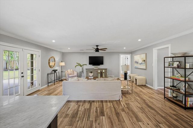 4405 Westlake Drive, Fort Worth, TX 76109