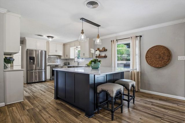 4405 Westlake Drive, Fort Worth, TX 76109