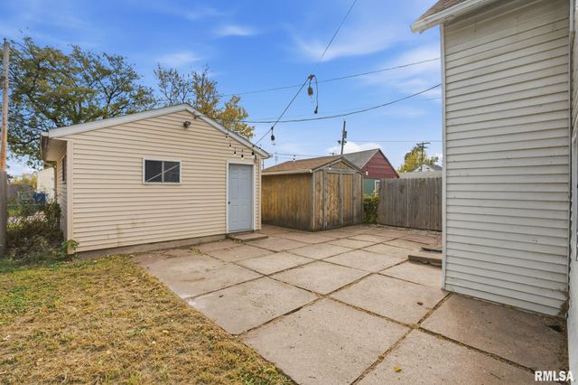 2537 BOIES Avenue, Davenport, IA 52802