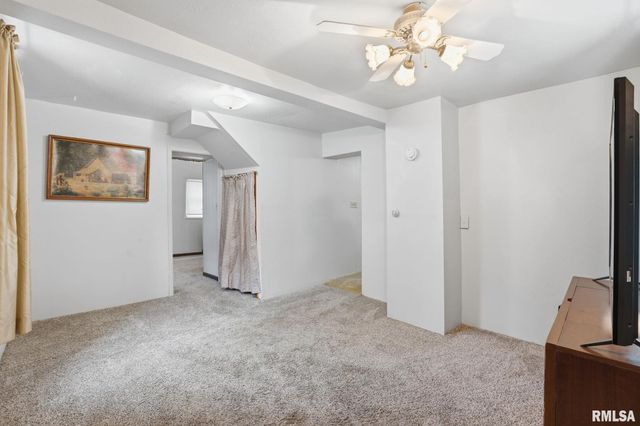 2537 BOIES Avenue, Davenport, IA 52802