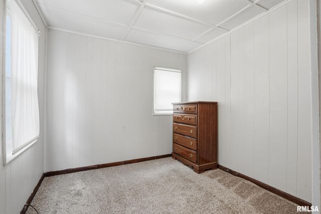 2537 BOIES Avenue, Davenport, IA 52802