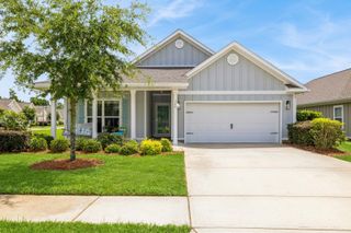 364 Lightning Bug Lane, Freeport, FL 32439