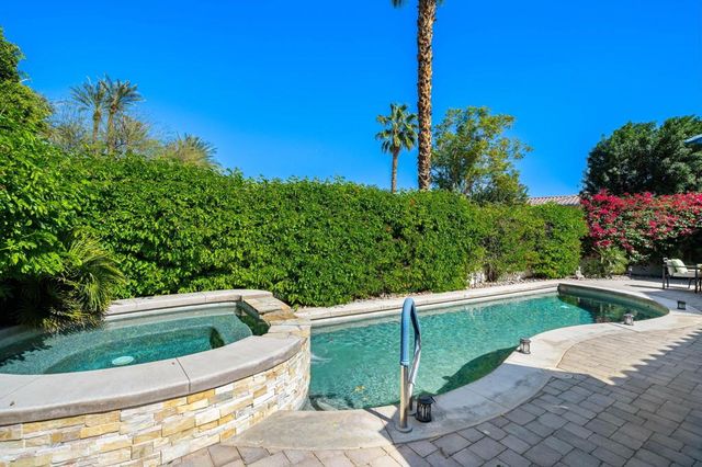 118 Mission Lake Way, Rancho Mirage, CA 92270