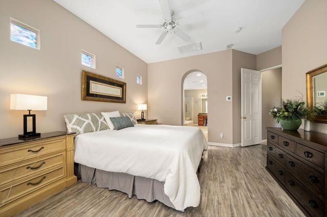 118 Mission Lake Way, Rancho Mirage, CA 92270