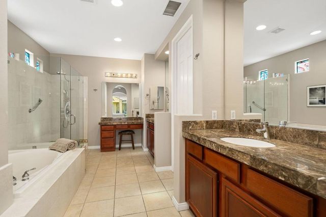 118 Mission Lake Way, Rancho Mirage, CA 92270