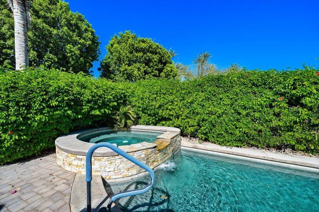 118 Mission Lake Way, Rancho Mirage, CA 92270