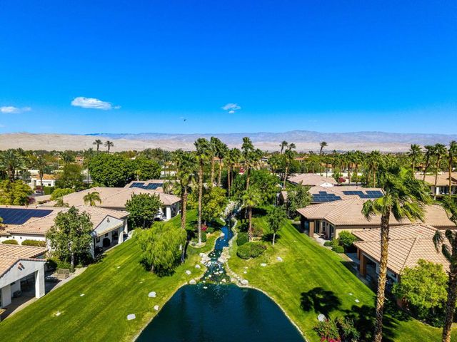 118 Mission Lake Way, Rancho Mirage, CA 92270