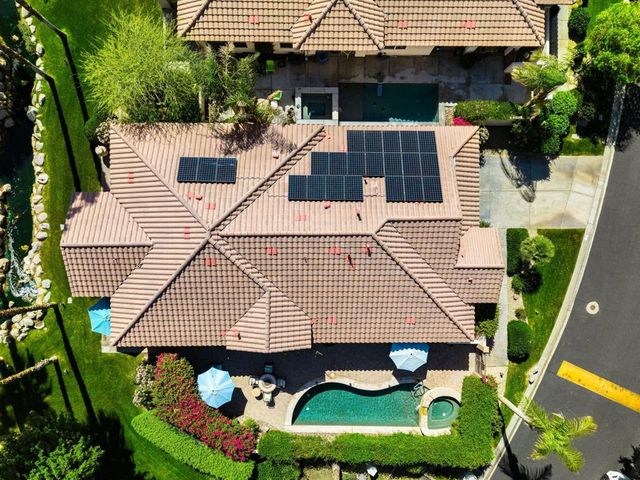 118 Mission Lake Way, Rancho Mirage, CA 92270