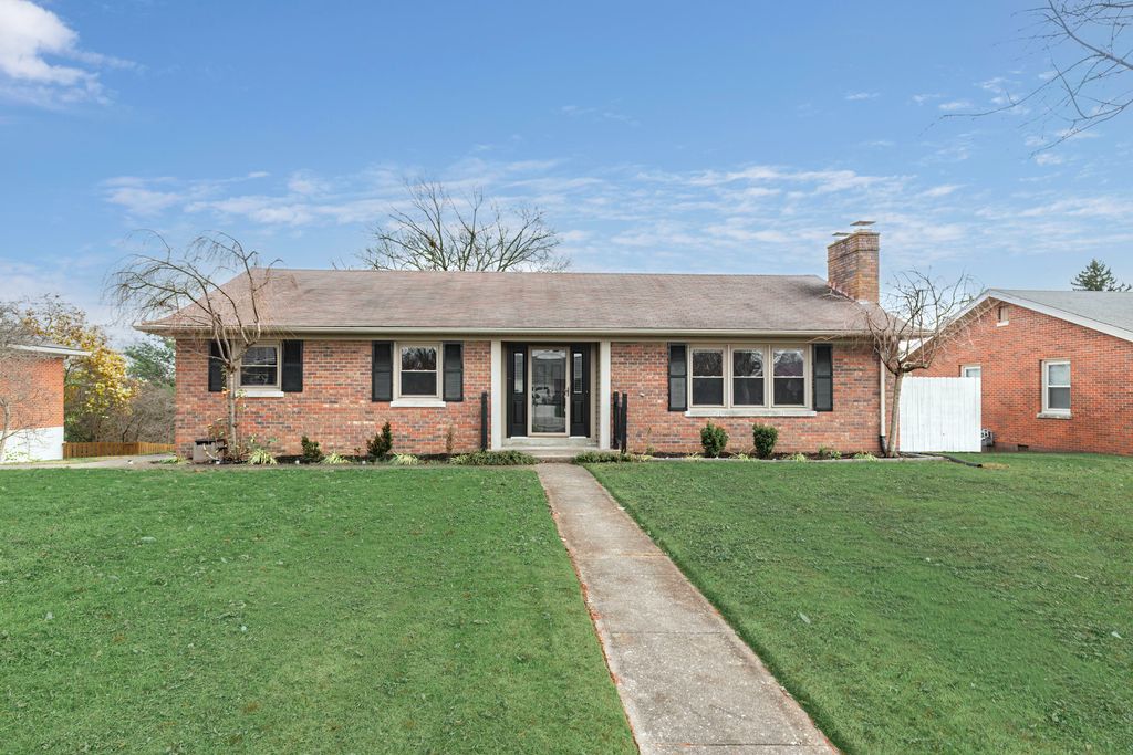 119 Buckwood Drive, Richmond, KY 40475