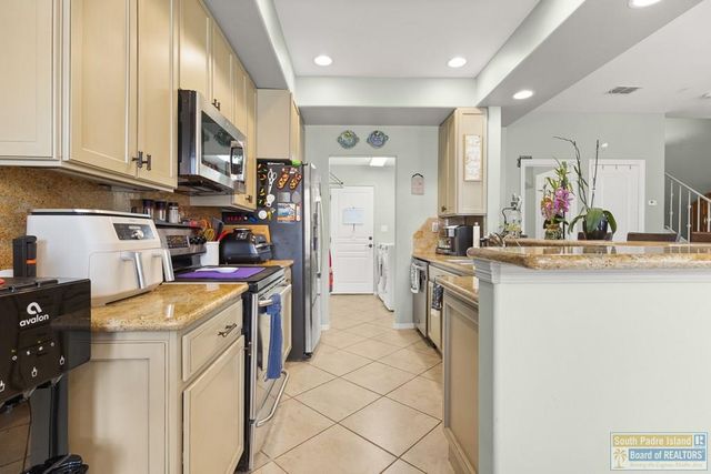 4 Harbor Town, Laguna Vista, TX 78578