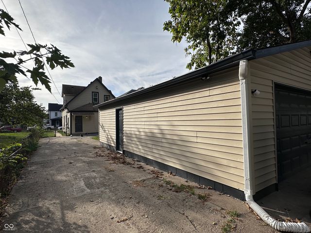 279 N Addison Street, Indianapolis, IN 46222