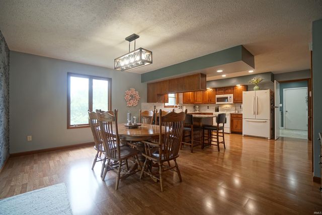 4630 E Armstrong Road, Leesburg, IN 46538