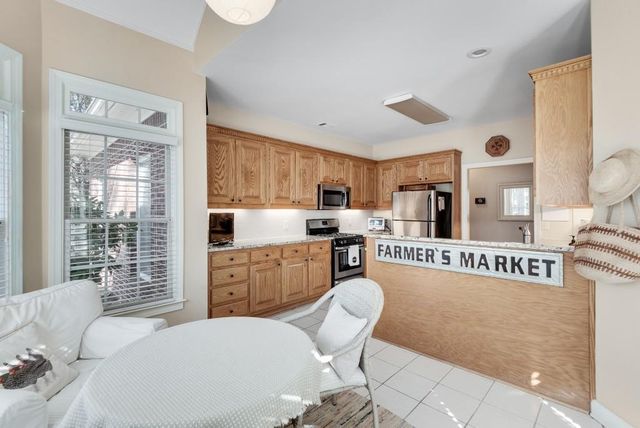 3160 Royal Creek SW Way, Lilburn, GA 30047