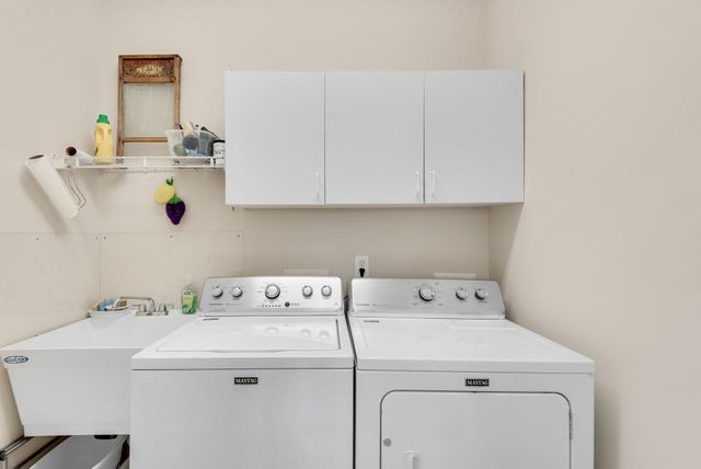 3160 Royal Creek SW Way, Lilburn, GA 30047