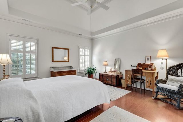 3160 Royal Creek SW Way, Lilburn, GA 30047