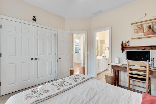 3160 Royal Creek SW Way, Lilburn, GA 30047