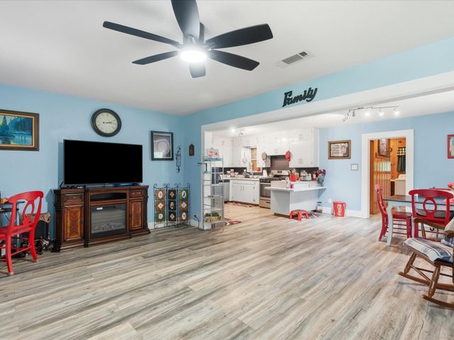 312 S Business Highway 78, Blue Ridge, TX 75424