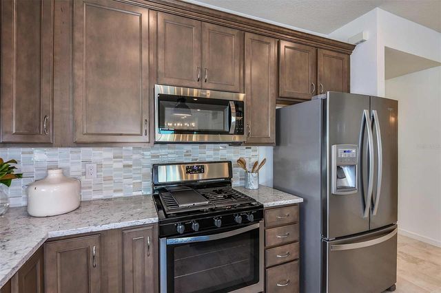 2364 DAISY TREE ROAD, St Cloud, FL 34771