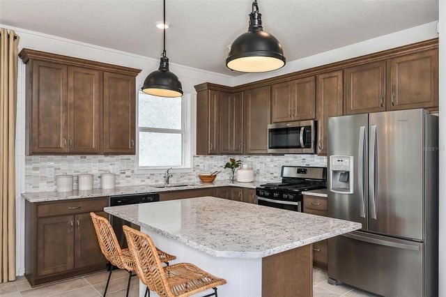 2364 DAISY TREE ROAD, St Cloud, FL 34771