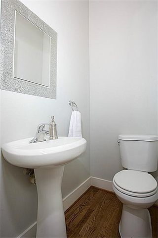 5342 Darling Street A, Houston, TX 77007