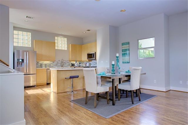 5342 Darling Street A, Houston, TX 77007