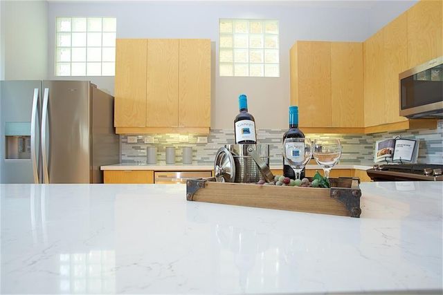 5342 Darling Street A, Houston, TX 77007