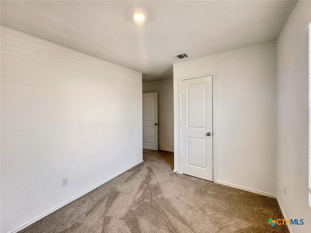 609 Soapstone Pass, San Marcos, TX 78656
