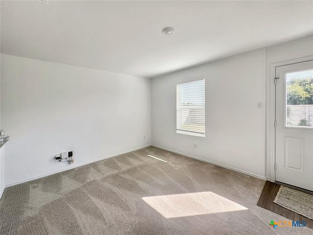 609 Soapstone Pass, San Marcos, TX 78656