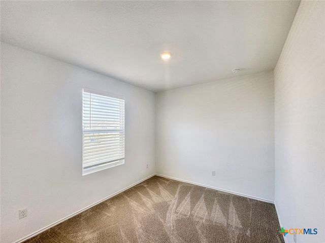 609 Soapstone Pass, San Marcos, TX 78656