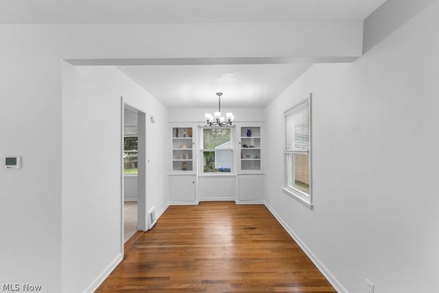 1107 Silver Lake Avenue, Cuyahoga Falls, OH 44223