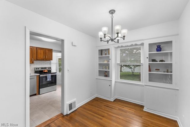 1107 Silver Lake Avenue, Cuyahoga Falls, OH 44223